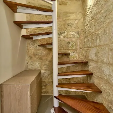 Cosy 1br In The Heart Of Vibrant By 360 Estates *